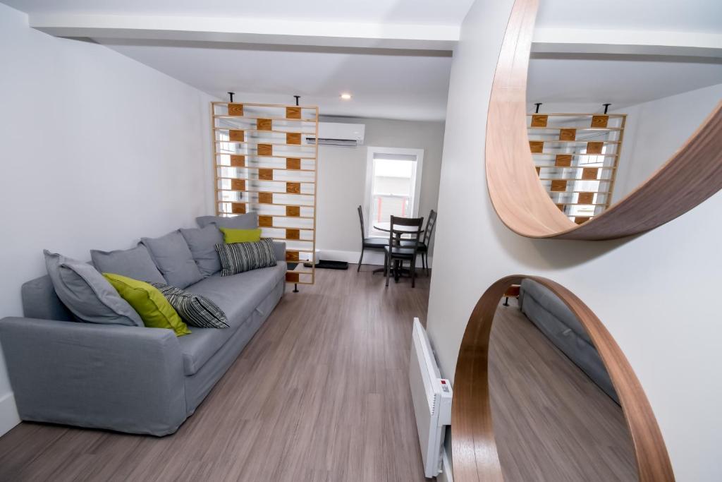 Morel Executive Suites - Suite Mit Flussansicht
