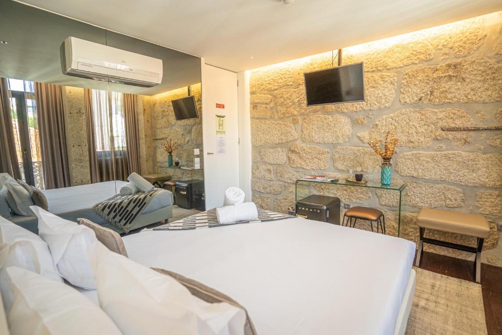 CHARM by YoursPorto - 2