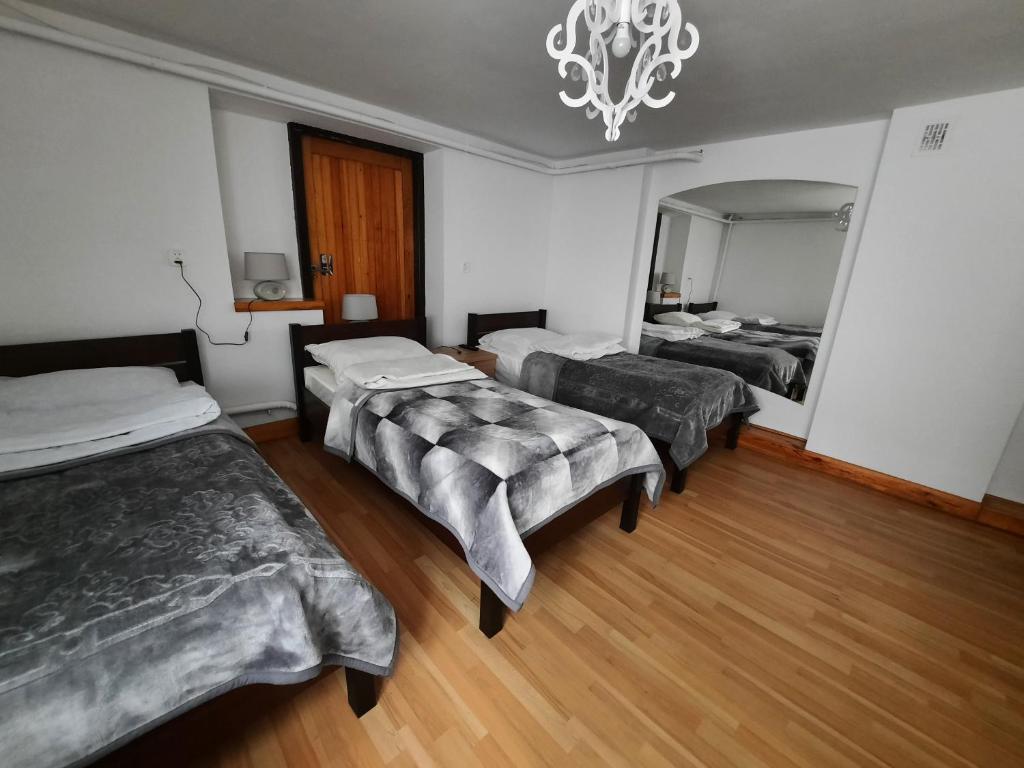 PENSJONAT KAPRYS - Triple Room