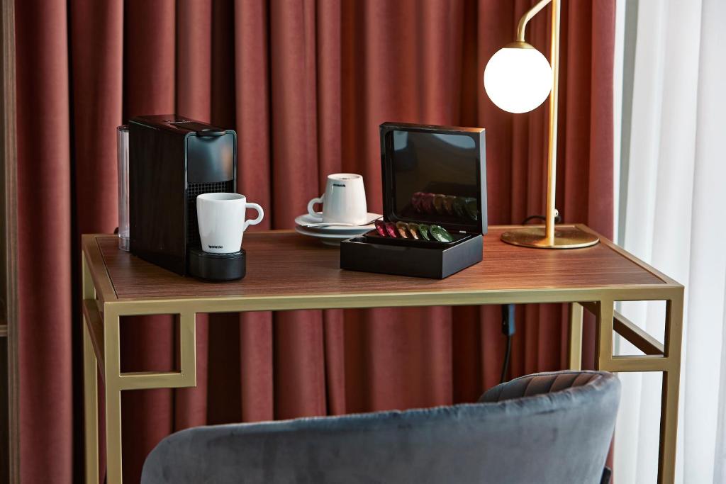 The Scott Hotel Brussels - Chambre Double De Luxe Avec Balcon