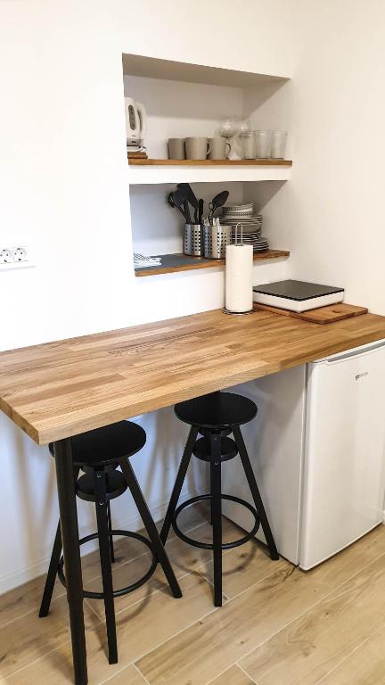 Kuchyňa alebo kuchynka v ubytovaní Fiorino Rooms Korčula