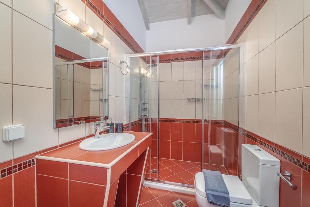 Koupelna v ubytování Koumaries Villas