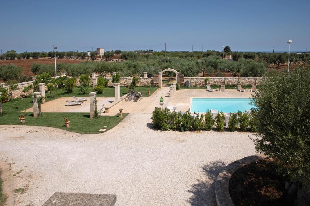 Bazén v ubytování TERRA TERRA - Masseria Minunni nebo v jeho okolí