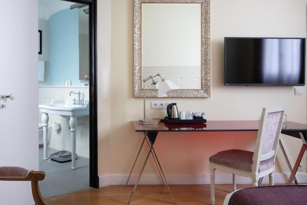 Le 123 Elysees - Astotel - Resim 35