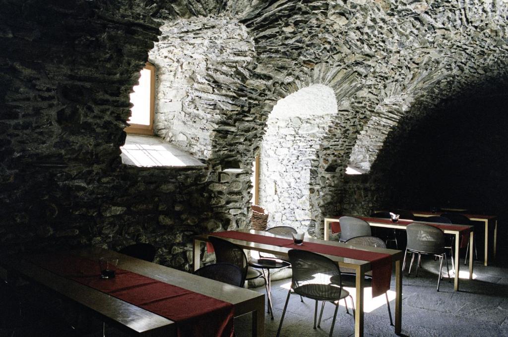 Posezení v ubytování Hotel Weiss Kreuz