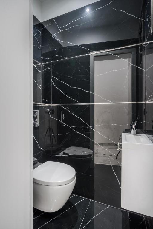 Koupelna v ubytování Király 35 Luxury Apartment with free parking