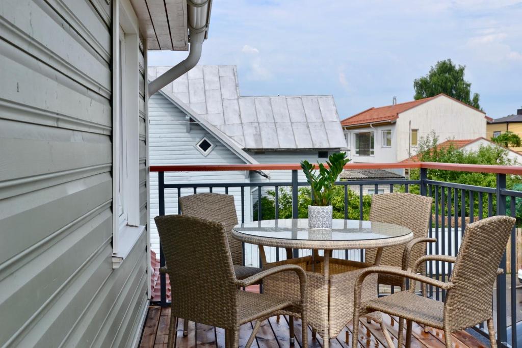 Balkón nebo terasa v ubytování Alice Backyard-Holiday home and Spa