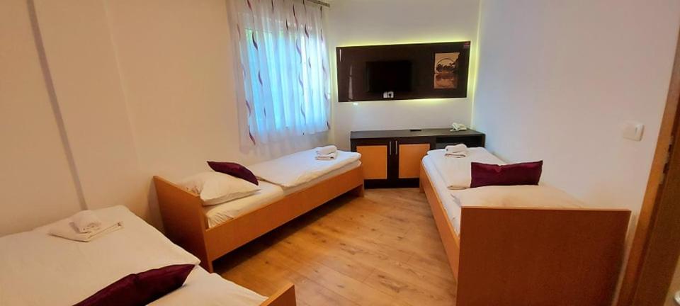 Hotel Blagaj Mostar - Habitación Triple De Lujo