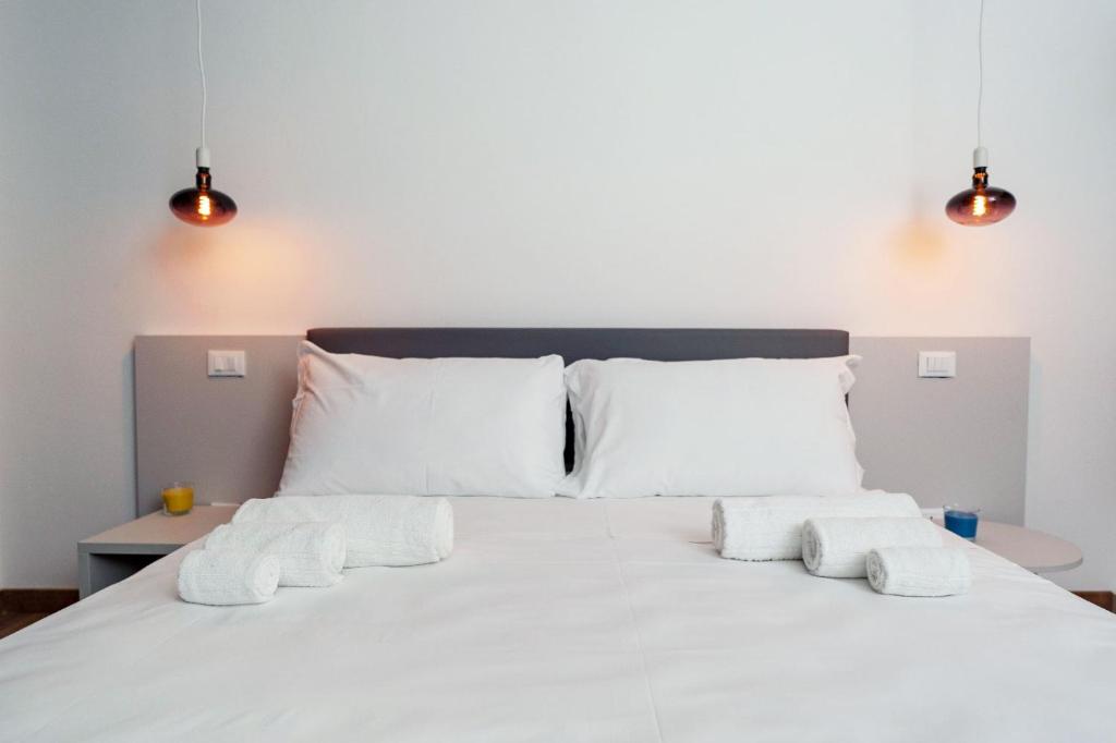 Posteľ alebo postele v izbe v ubytovaní Sorrento B&D Rooms