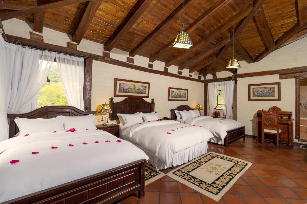 Postel nebo postele na pokoji v ubytování Samari Spa Resort
