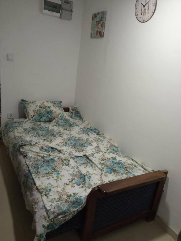 Una cama o camas en una habitación de Monte room