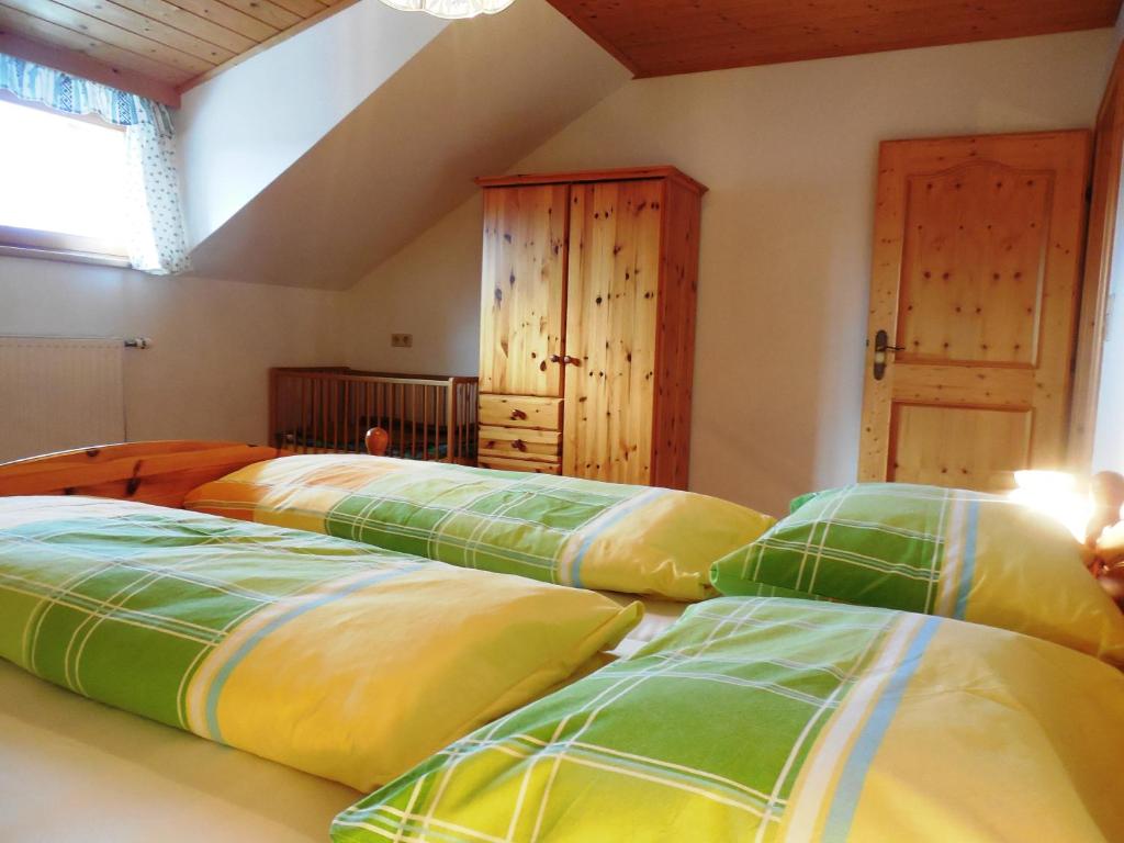 Cama o camas de una habitación en Naturpark Bauernhof Sperl