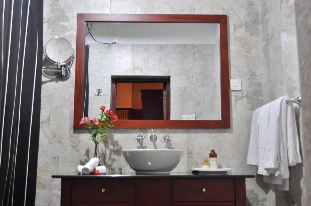 Royal Cocoon - Nuwara Eliya - 9