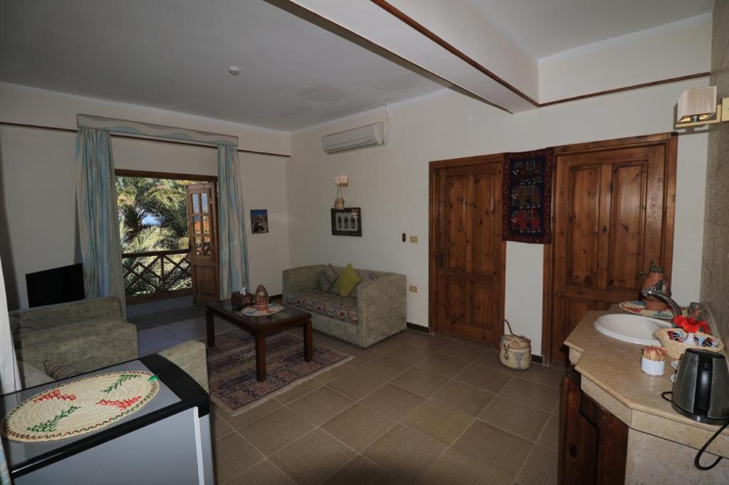 Kuchyň nebo kuchyňský kout v ubytování Acacia Dahab Hotel