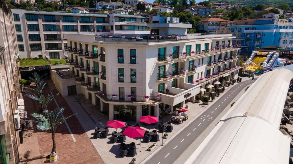 Nespecifikovaný výhled na destinaci Balčik nebo výhled na město při pohledu z hotelu