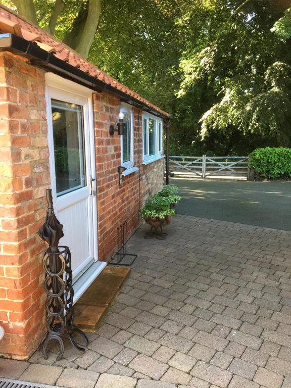 Crossways Self-Catering Cottage - Self Contained