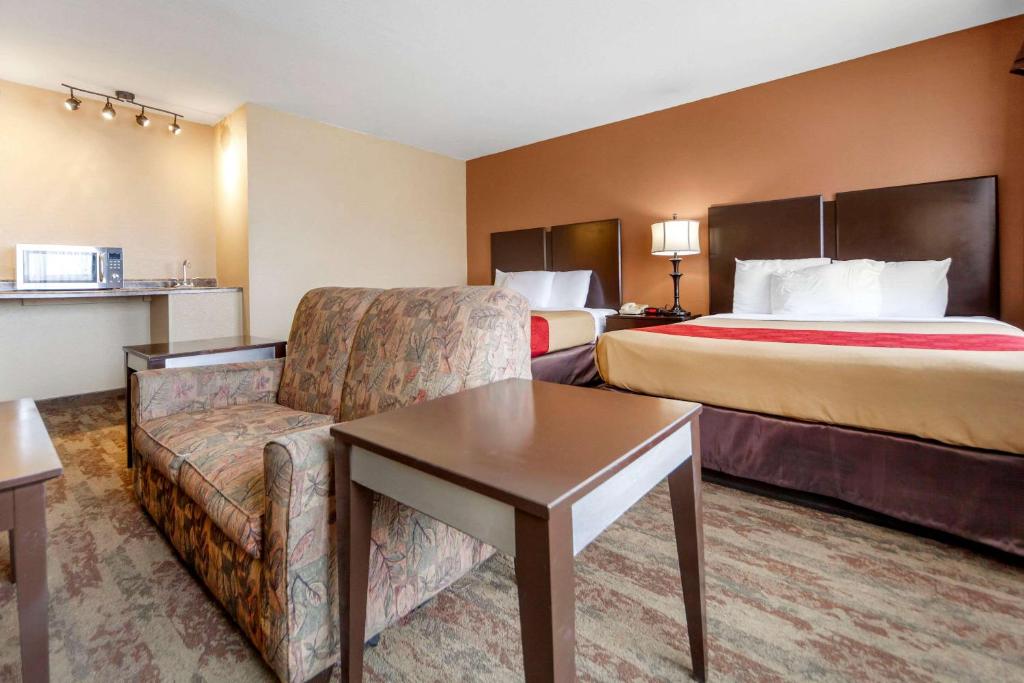 Econo Lodge Black Hills - Suite Con Cama Grande - No Fumadores
