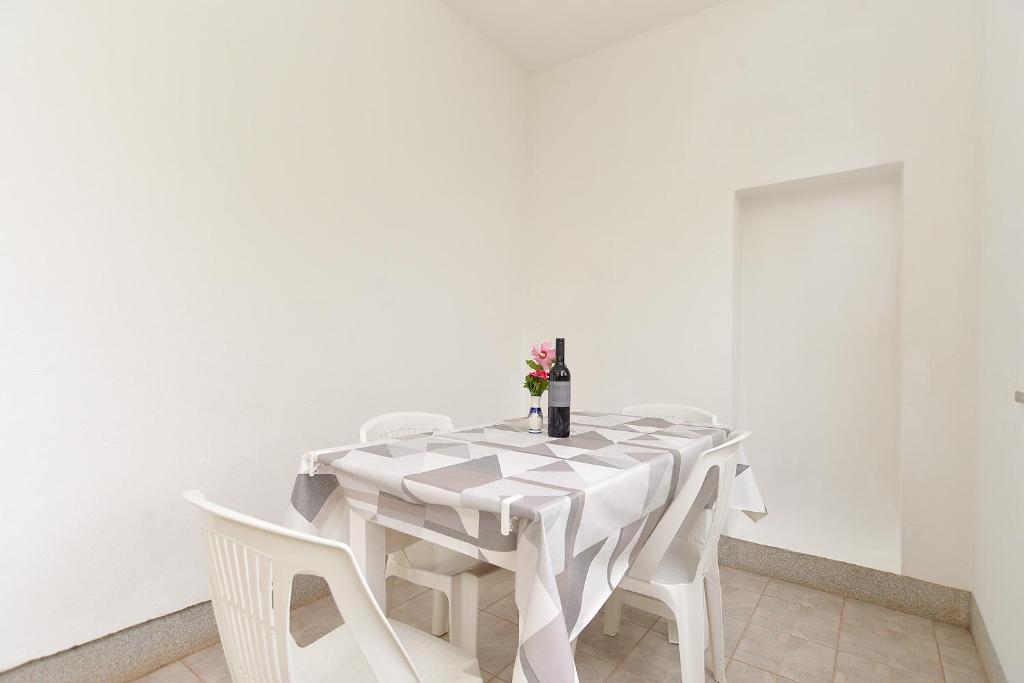 Zdjęcie z galerii obiektu Apartments Fazana 407 w Fažanie
