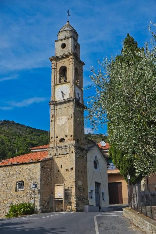 Zdjęcie z galerii obiektu Casa di Gian w mieście Arnasco