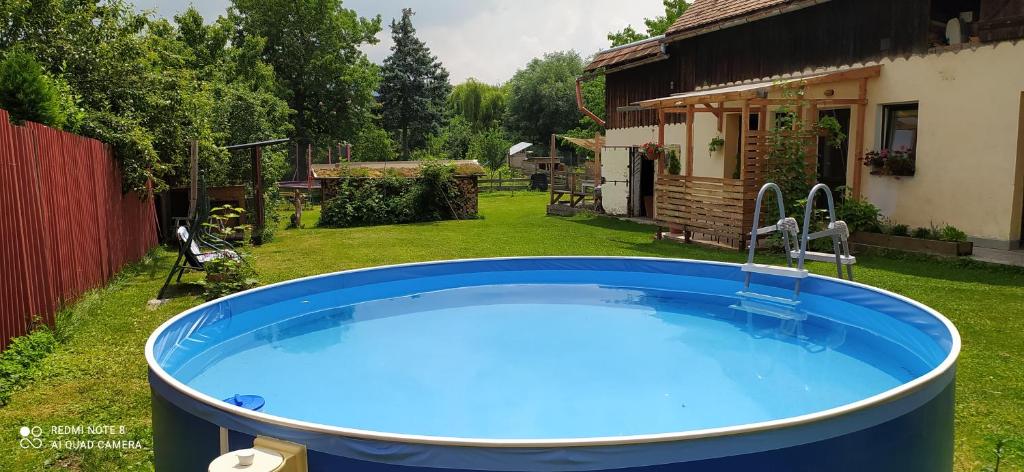 Bazén v ubytování Apartment 1 nebo v jeho okolí