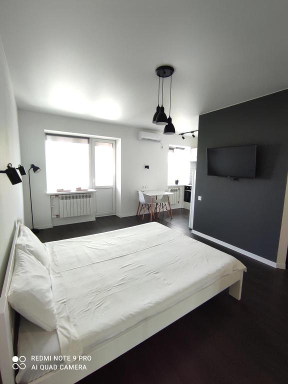 White Apartment - Housity
