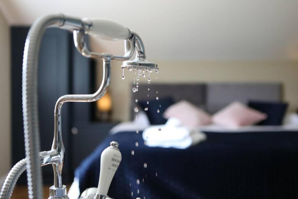 Postel nebo postele na pokoji v ubytování 5* Self Catering
