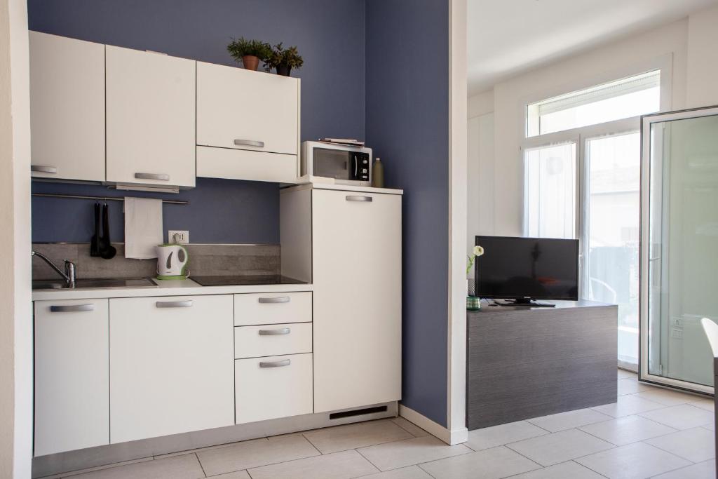 Residence Sunrise - One-Bedroom Apartment With Balcony