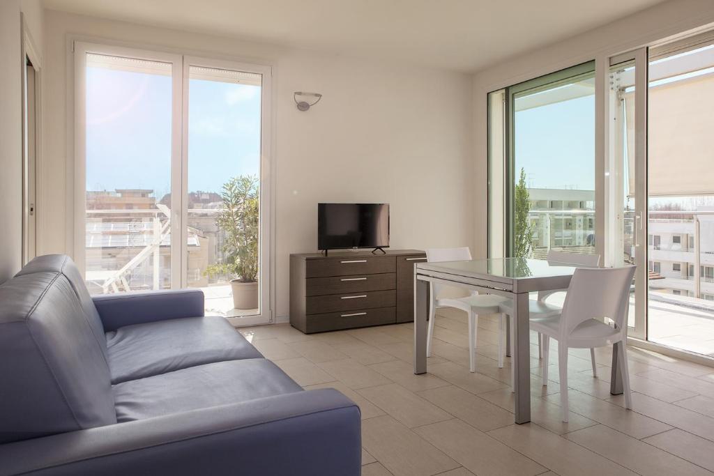 Residence Sunrise - Penthouse Apartment