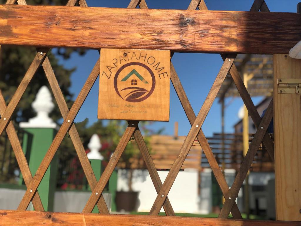 Certifikát, hodnocení, plakát nebo jiný dokument vystavený v ubytování Zapata Home