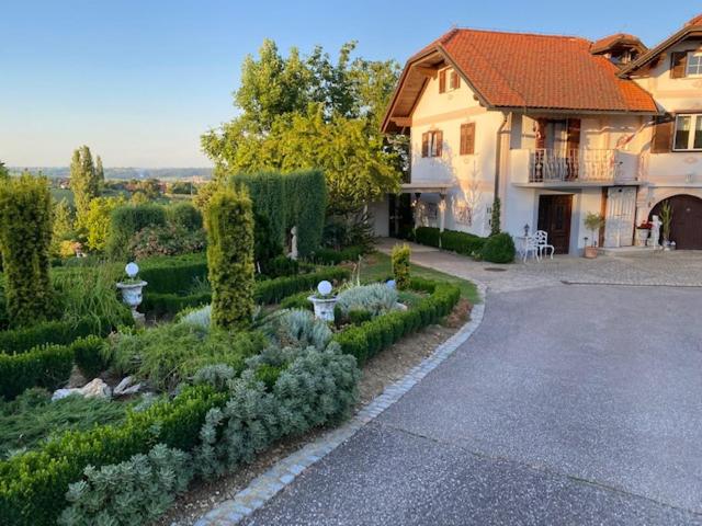 Apartma Jožica in Tonček - Apartamento De Cuatro Habitaciones