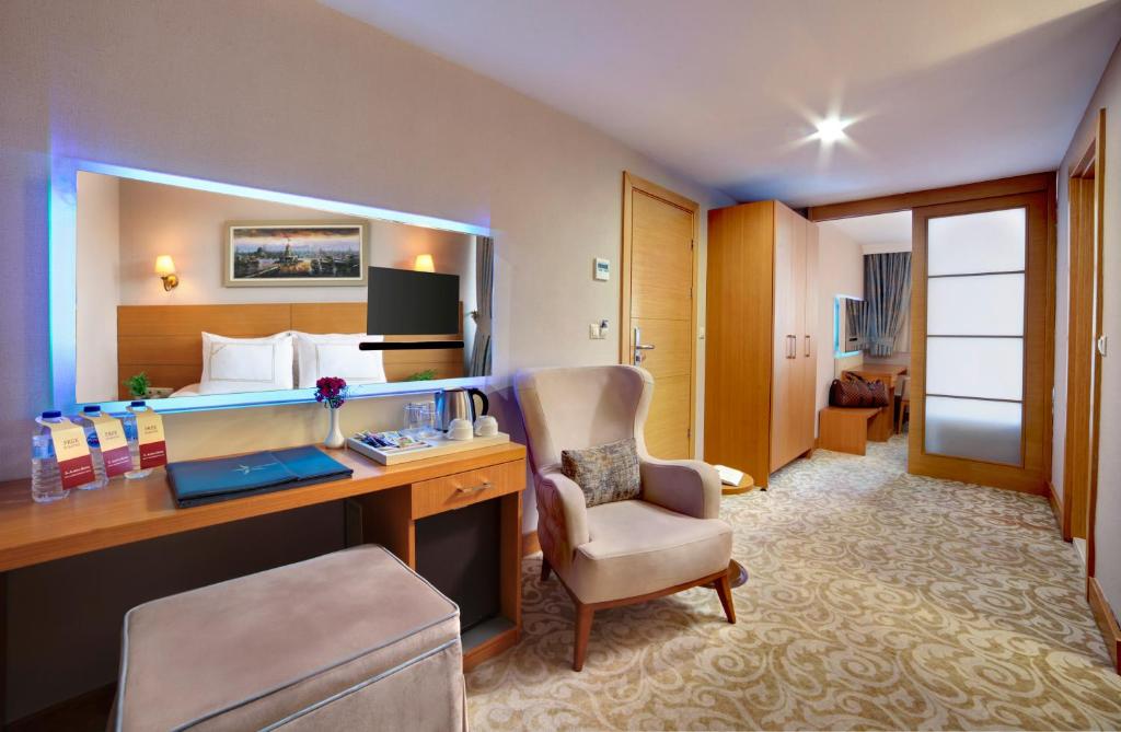 Posezení v ubytování Almina Hotel - Special Class