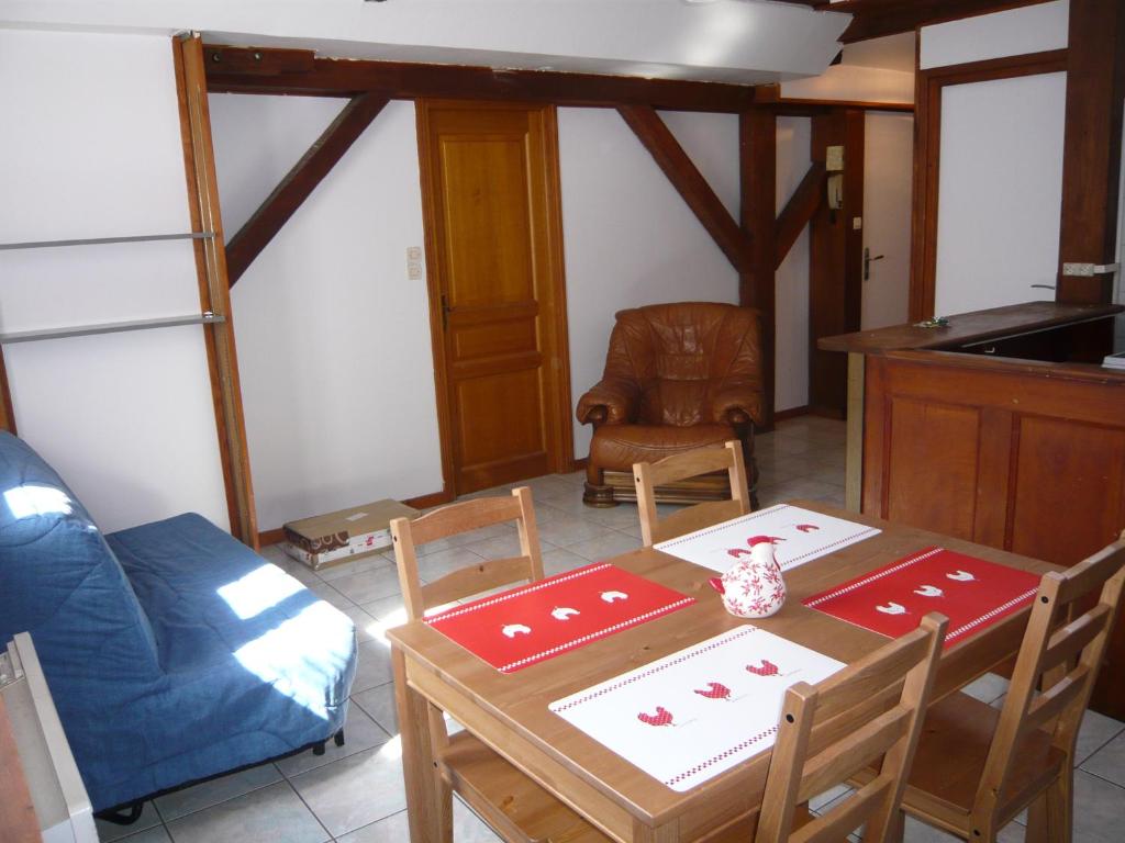 le Seigle, la cour des Meuniers – photo 8