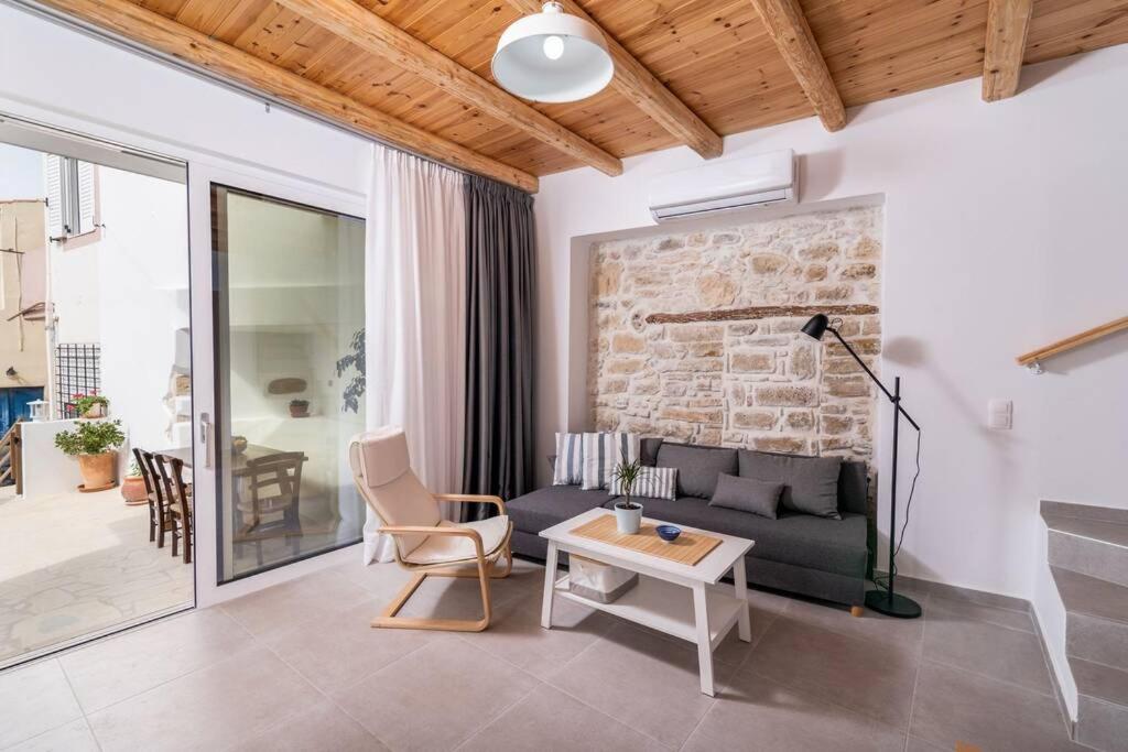 Posezení v ubytování Maisonnette Giannis