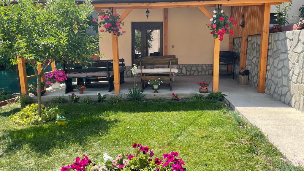 Zahrada ubytování Saint Maria Guest House