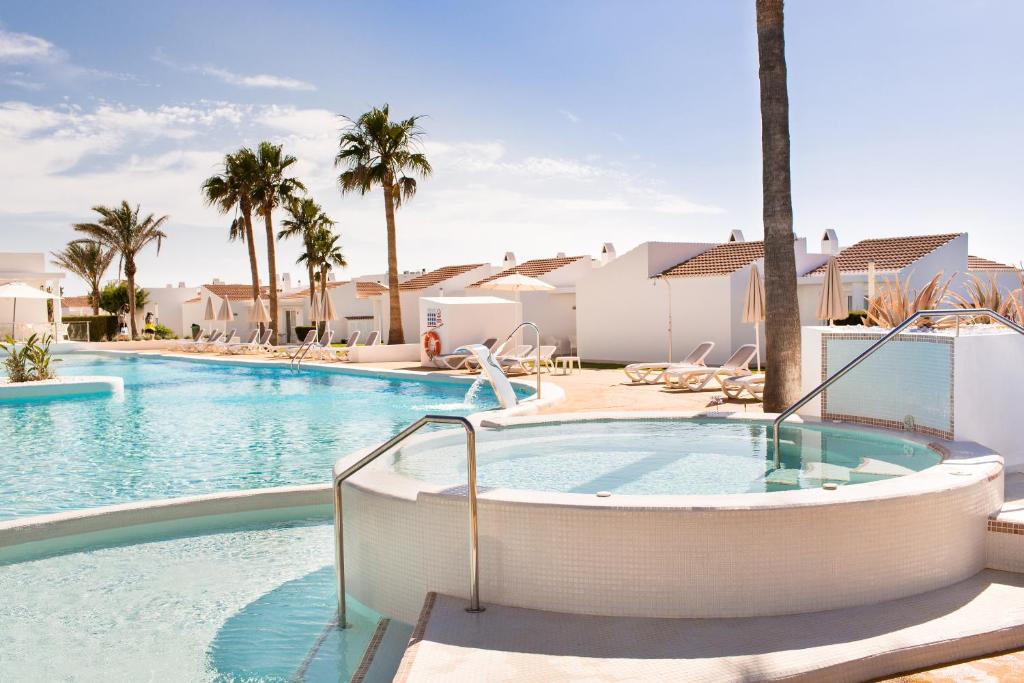 Menorcamar (Adults only), Calan Bosch – Aktualisierte Preise ...
