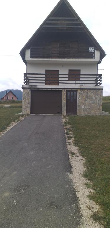 Vikendica Petar