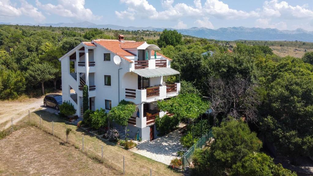 Příroda nedaleko apartmánu