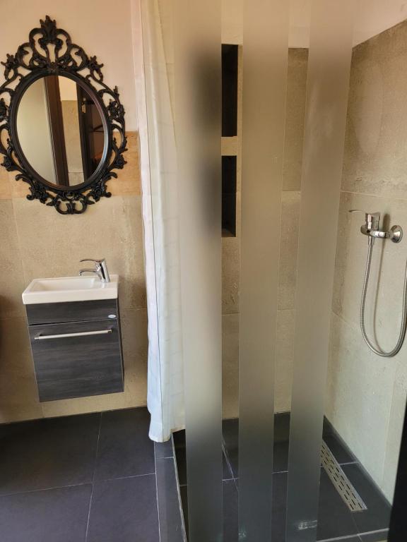 Koupelna v ubytování MAG Motel