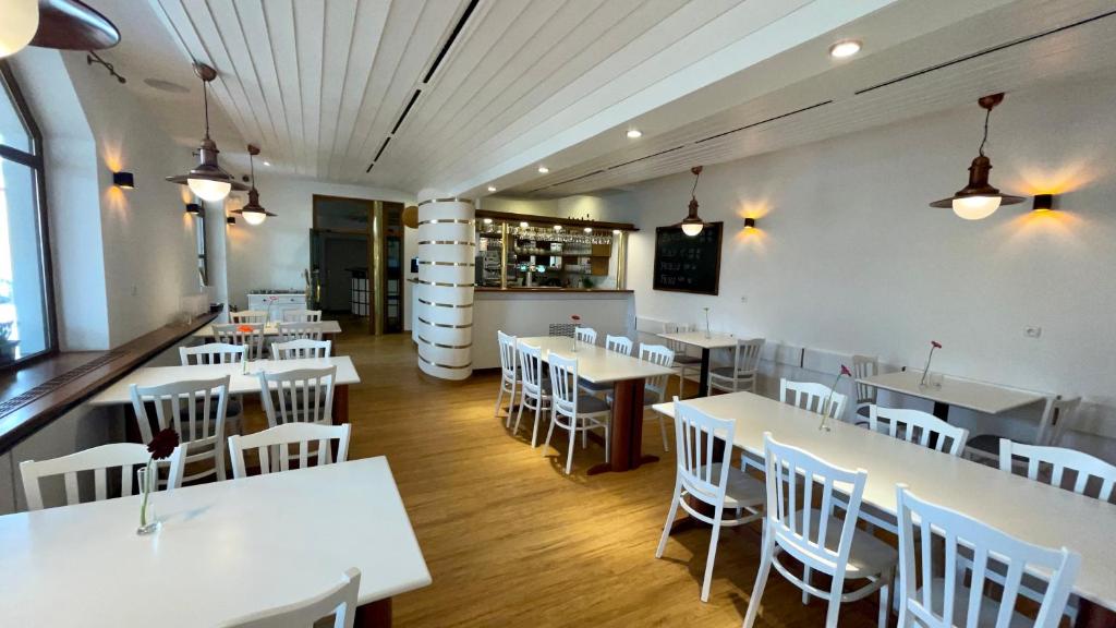 Hotel Laguna & restaurant - Resim 16