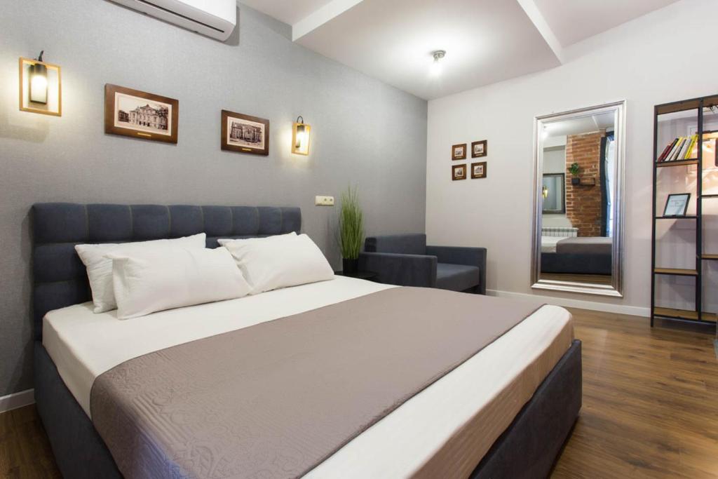 Cozy apartment in the Center - Podilskyi lane 7 photo 6