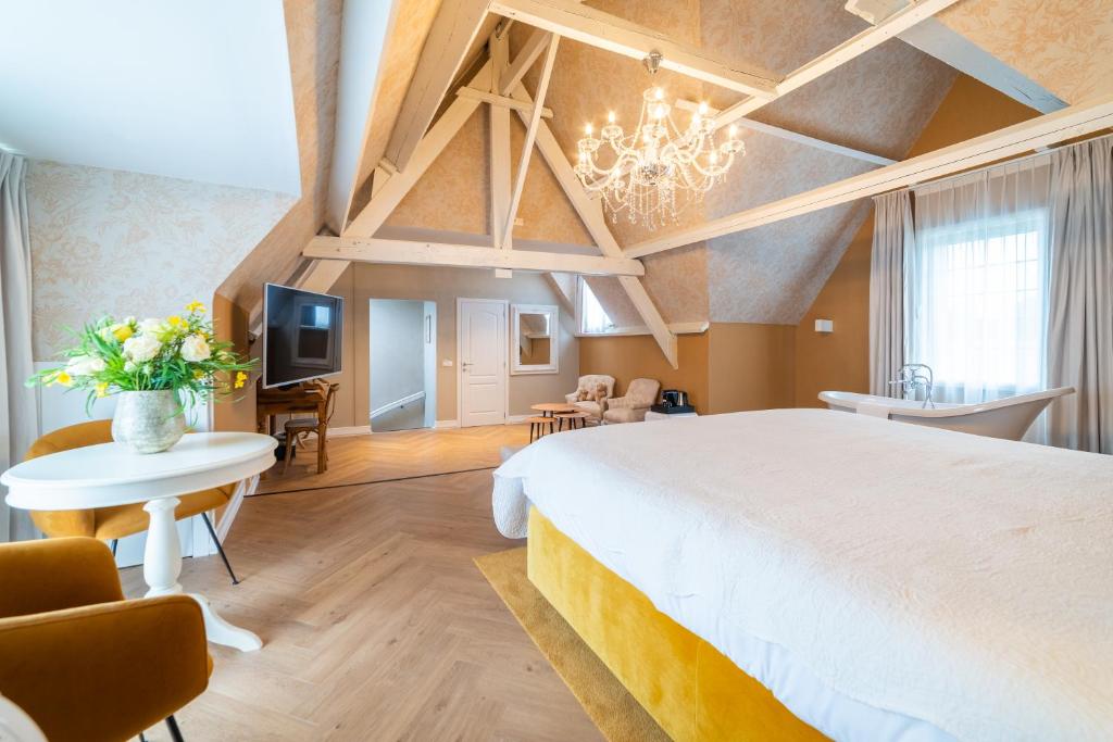 Grand Hotel Normandy by CW Hotel Collection - Resim 41