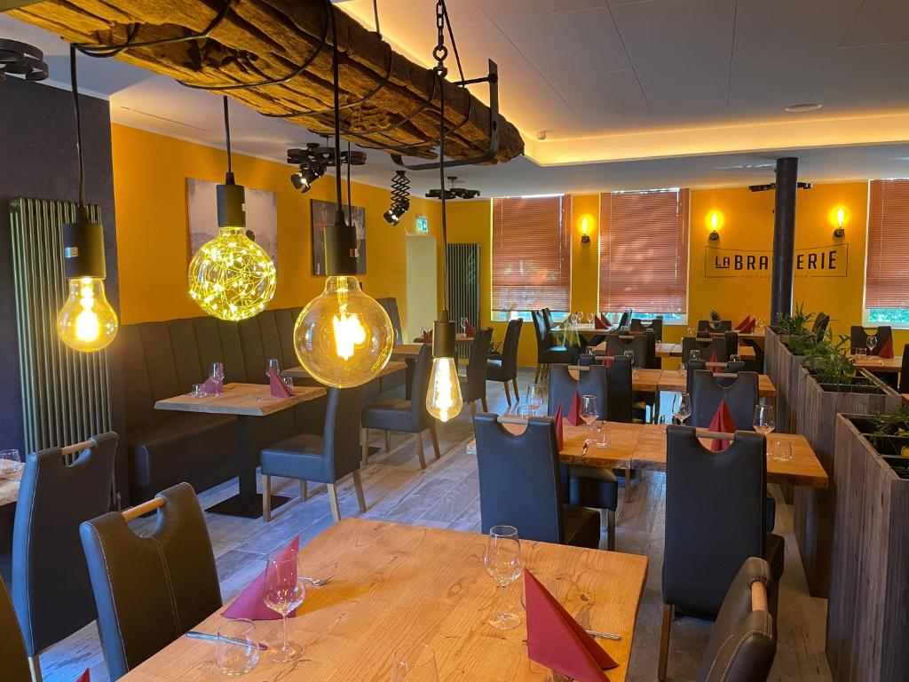 Restaurace v ubytování Heidekönig Hotel Celle