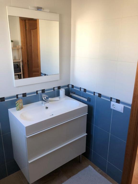 Koupelna v ubytování Lirios Boutique Luxury Seaview Villa