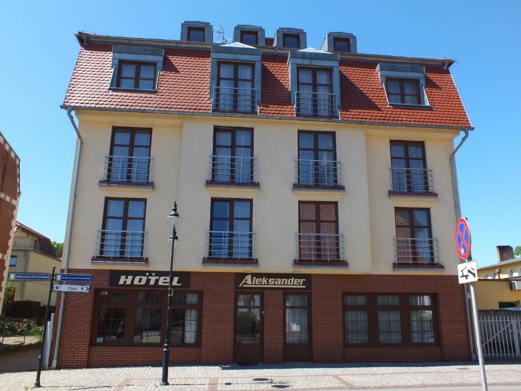 Budynek, w którym mieści się hotel