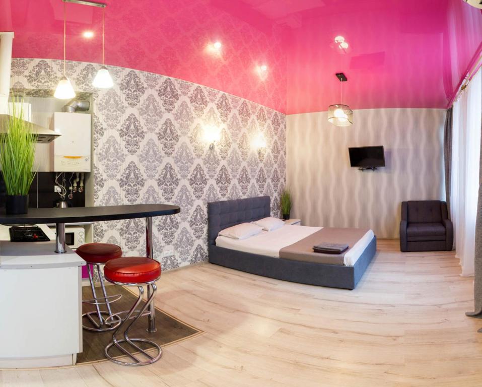 Studio apartment in the Center - Heroiv Nebesnoi Sotni sq. 21/7 фото 8
