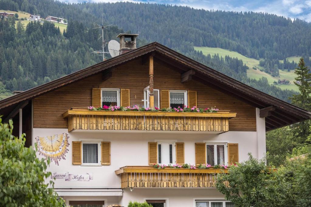 Výhľad na hory alebo výhľad na hory priamo z apartmánu