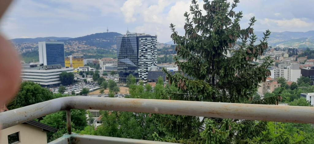 Nespecifikovaný výhled na hory nebo výhled na hory při pohledu z apartmánu