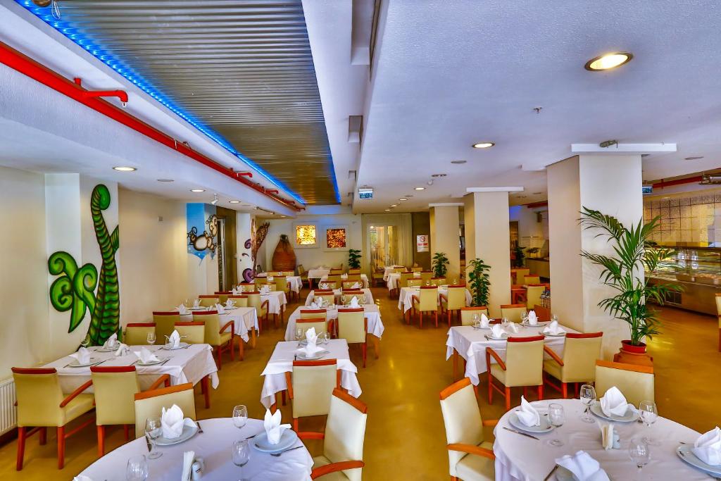 Restaurace v ubytování Han Hotel