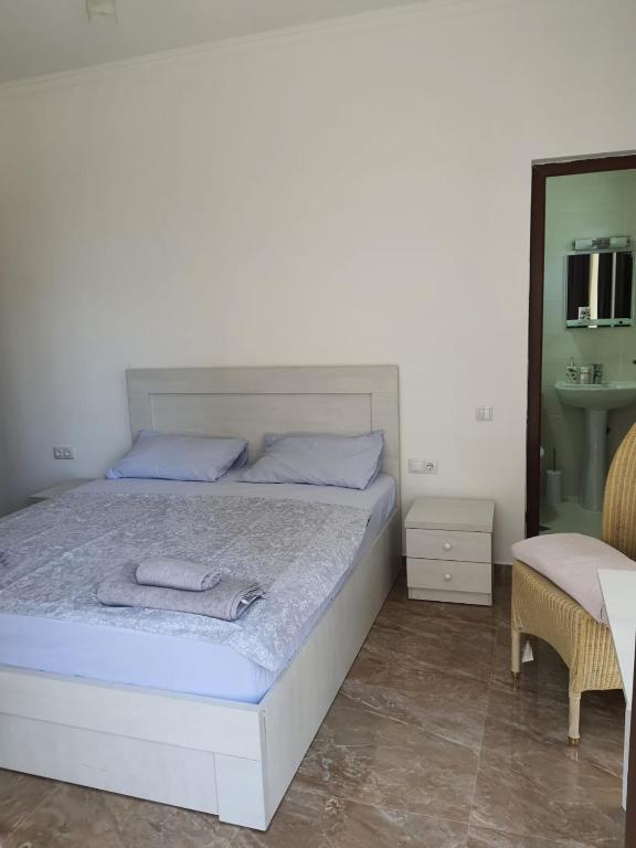 Postel nebo postele na pokoji v ubytování Hotel Edelweiss