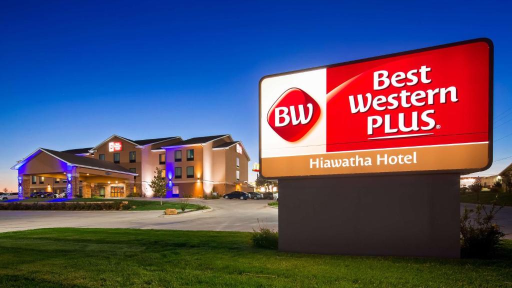 Imagen de la galería de Best Western Plus Hiawatha Hotel, en Hiawatha